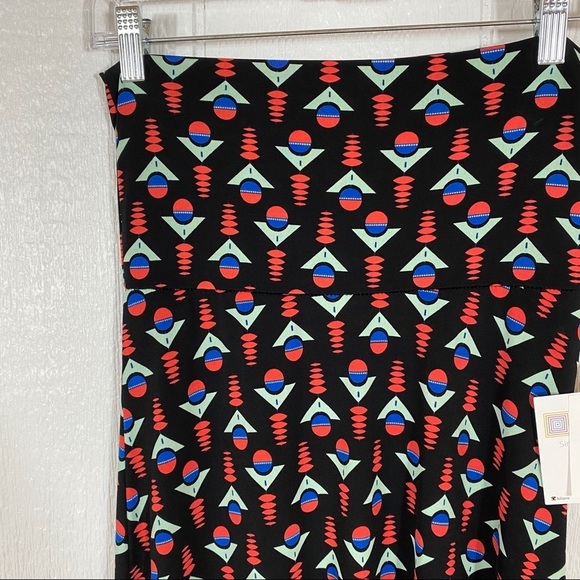 NEW LuLaRoe Geometric Print Maxi Skirt XXS - Picture 3 of 12